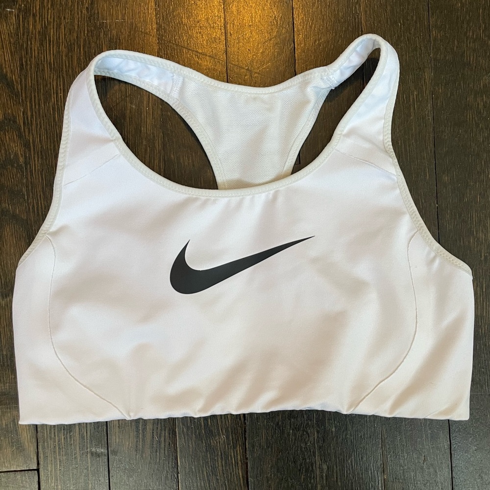 Nike sports bra (white, size M)